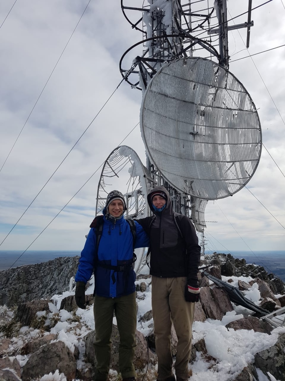 POSTALES BLANCAS QUE DEJÓ LA NIEVE EN PIGÜÉ