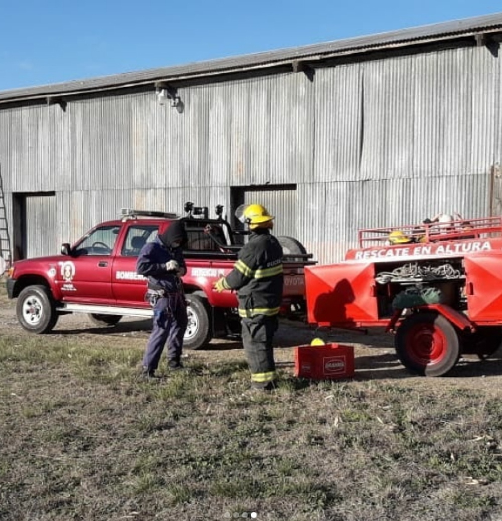 VARIAS SALIDAS DE BOMBEROS DURANTE EL FIN DE SEMANA LARGO