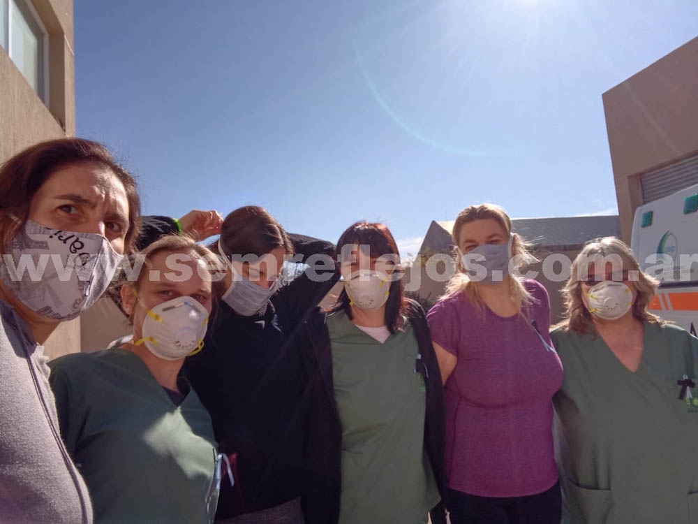 ENFERMERAS DE LA CELP MANIFESTARON POR COLEGAS FALLECIDOS Y RECLAMOS DEL SECTOR