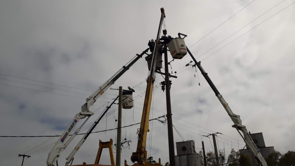 TRABAJOS DE MANTENIMIENTO DEL SERVICIO DE ENERGÍA EN ESPARTILLAR