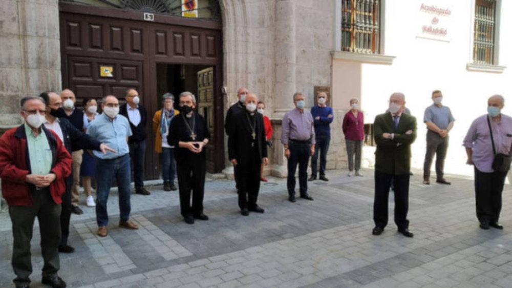 SE CELEBRAN MISAS AL AIRE LIBRE