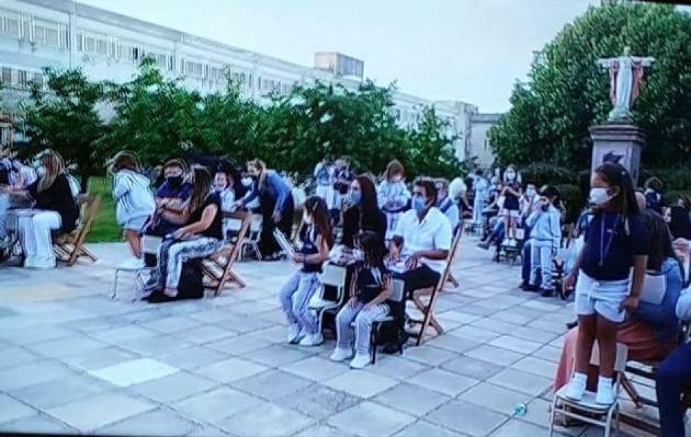 CON PROTOCOLO SANITARIO SE REALIZAN LOS ACTOS DE EGRESO ESCOLAR