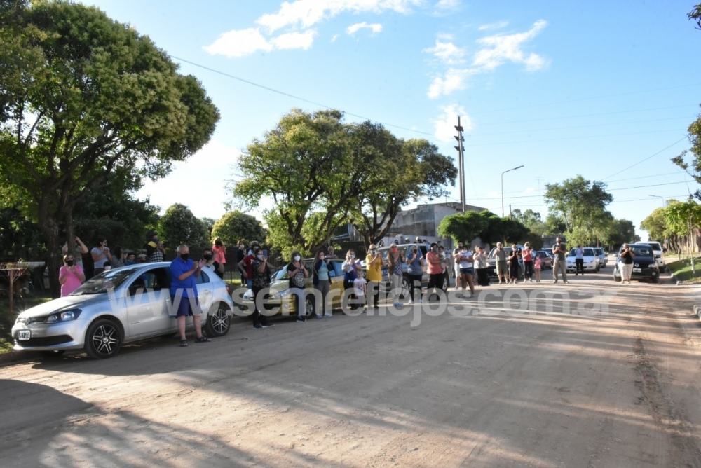Caravana y bocinazo en Arroyo Corto en apoyo a Olaverría