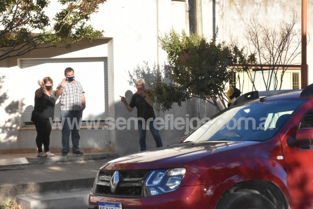 Caravana y bocinazo en Arroyo Corto en apoyo a Olaverría