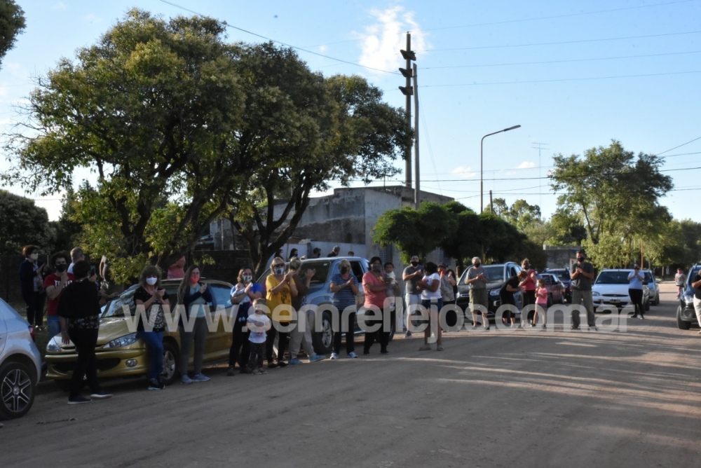 Caravana y bocinazo en Arroyo Corto en apoyo a Olaverría
