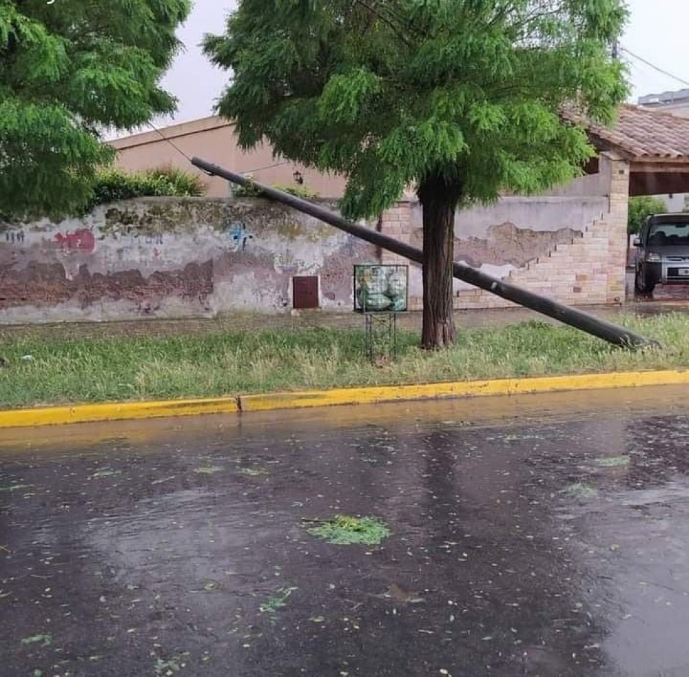 DARREGUEIRA: LA TORMENTA CAUSÓ DAÑOS MATERIALES