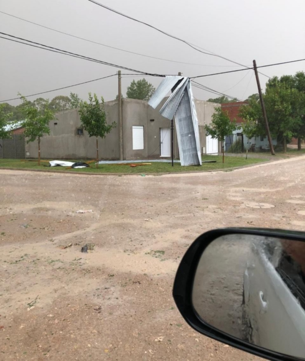 DARREGUEIRA: LA TORMENTA CAUSÓ DAÑOS MATERIALES