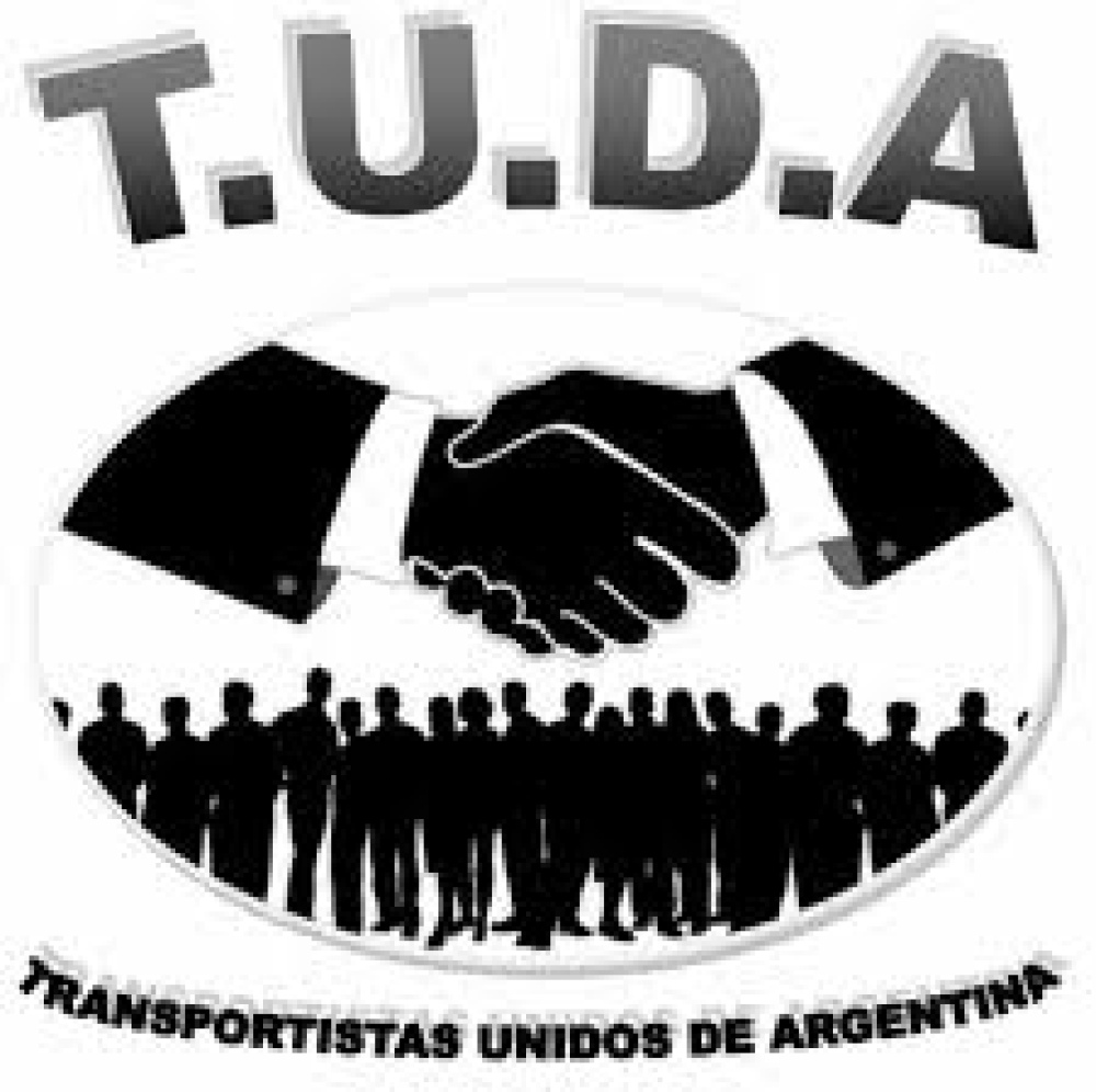 POCO APOYO EN PIGÜÉ AL PARO DE CAMIONEROS AUTOCONVOCADOS