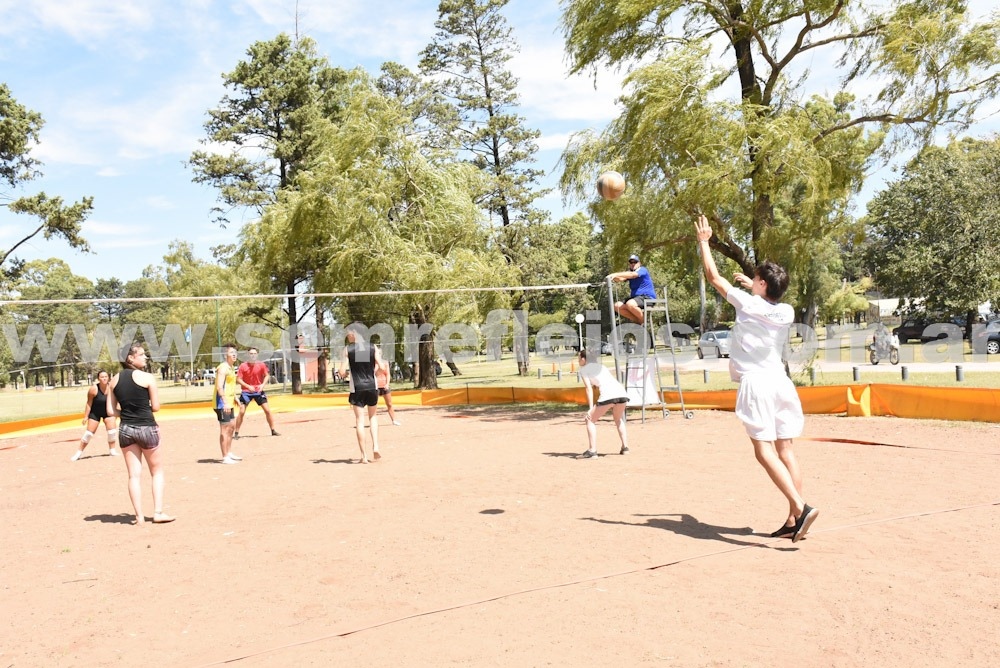 A pleno el torneo de Beach Vóley