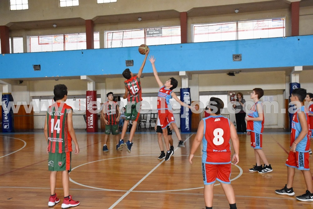 Volvió el básquetbol al Francisco Cervera