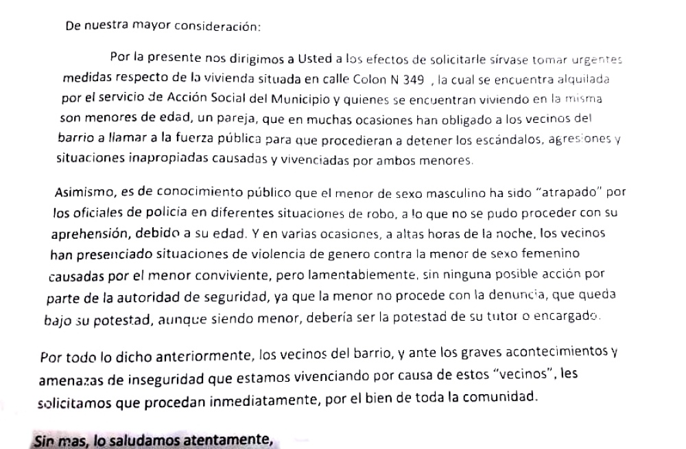 VECINOS RECLAMAN POR HECHOS DE INSEGURIDAD EN COLON AL 300