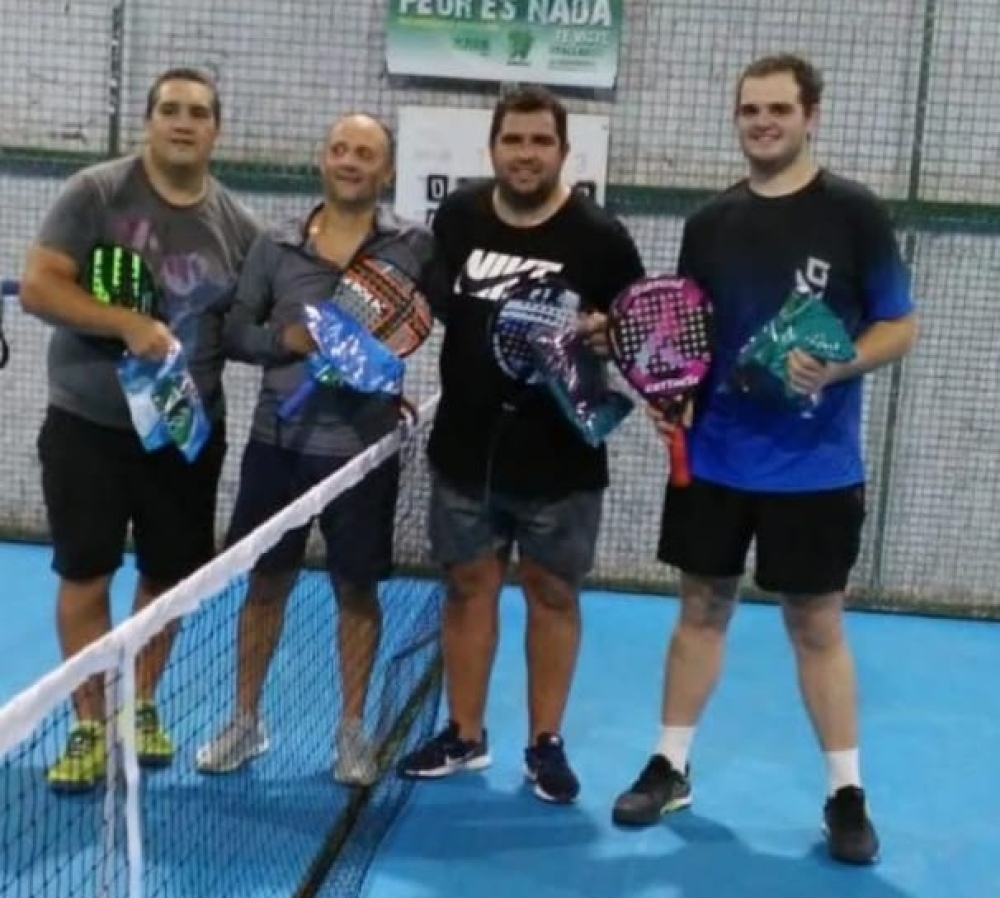 Dos torneos de padel