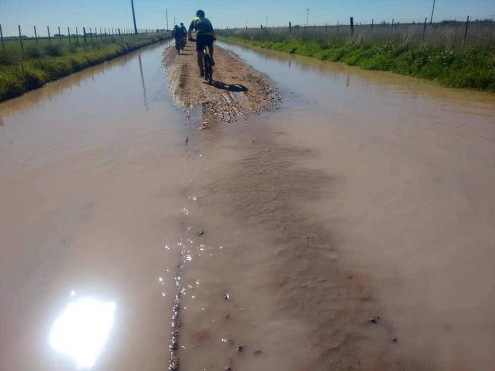 El peronismo asegura que el presupuesto para mantener los caminos rurales ”tiene que alcanzar”