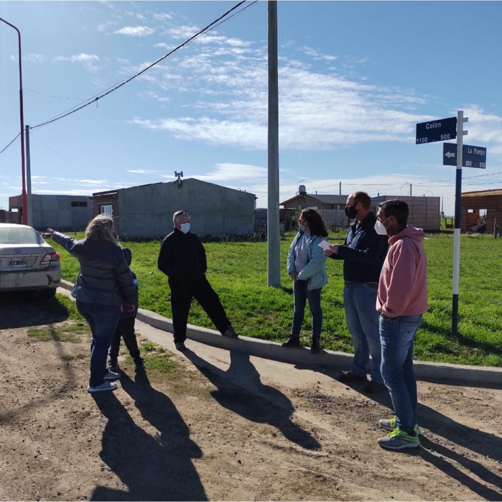 CONCEJALES DE JUNTOS POR EL CAMBIO VISITARON EL BARRIO LA ALIANZA