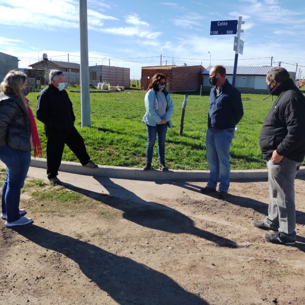 CONCEJALES DE JUNTOS POR EL CAMBIO VISITARON EL BARRIO LA ALIANZA