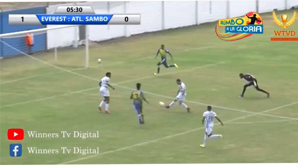 Joaquín Salvi marcó su primer gol en Ecuador