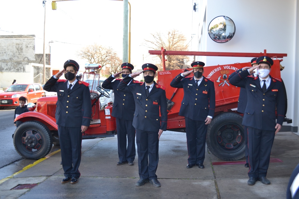 ACTO POR EL 63º ANIVERSARIO DE BOMBEROS PIGÜÉ