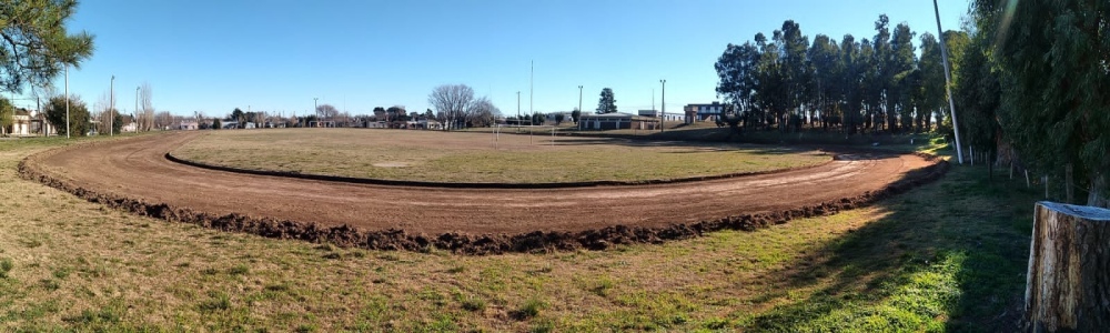 Renuevan la pista de atletismo del parque La Salle