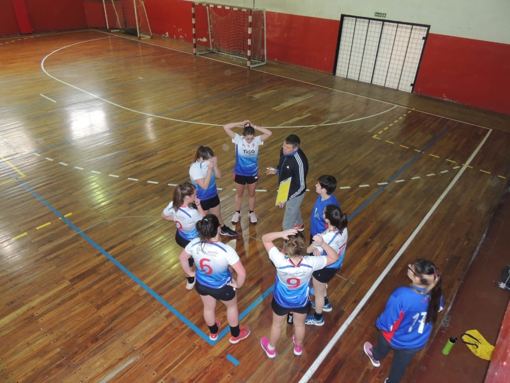 Hándball Pigüé jugó en Bahía Blanca