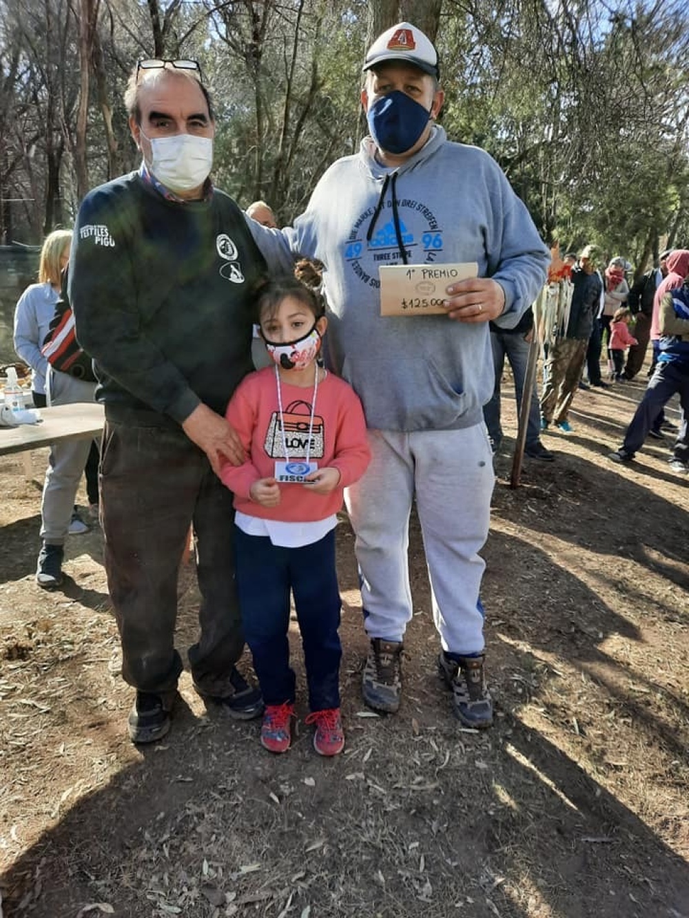 ACTIVIDAD PARA NIÑOS EN EL CERRO DE LA CRUZ