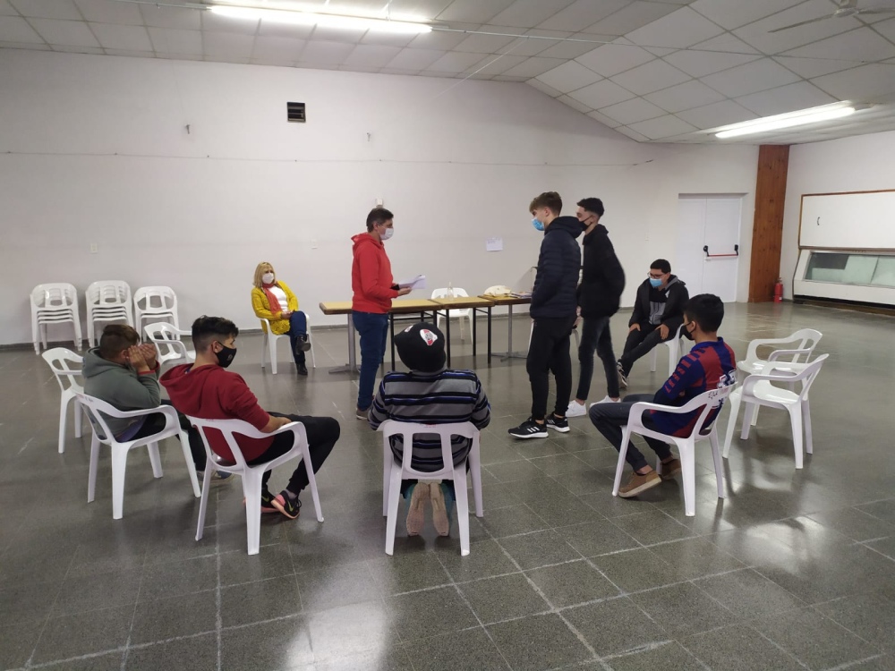 Jóvenes de varias localidades decidieron cómo invertir el presupuesto participativo juvenil