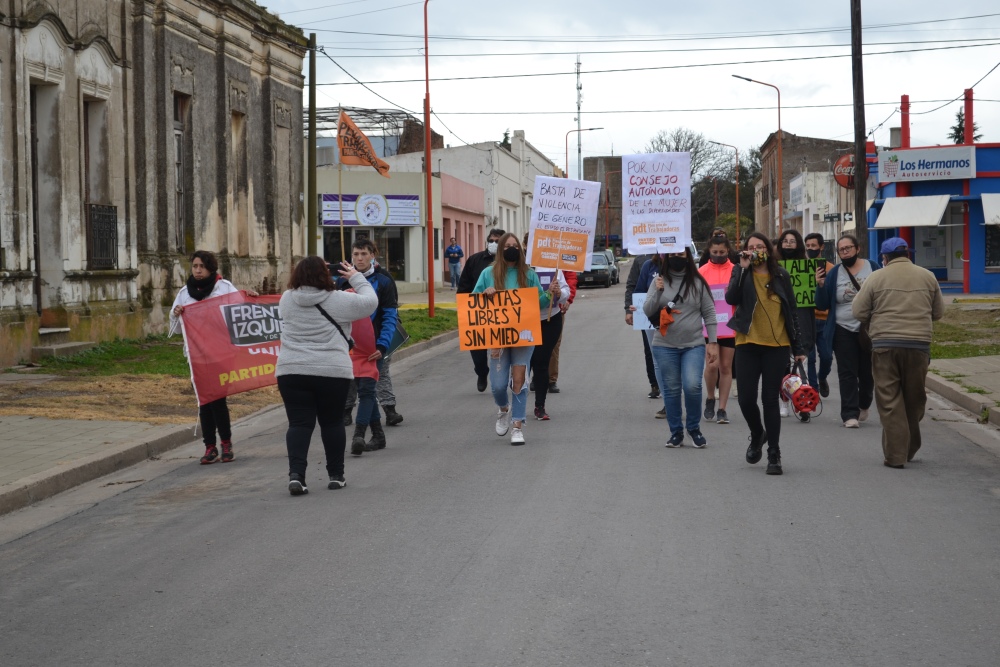 En Saavedra se marchó por Evelyn Hagg