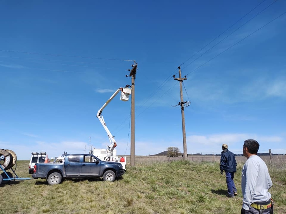 La cooperativa eléctrica de Goyena mejora el servicio de fibra óptica