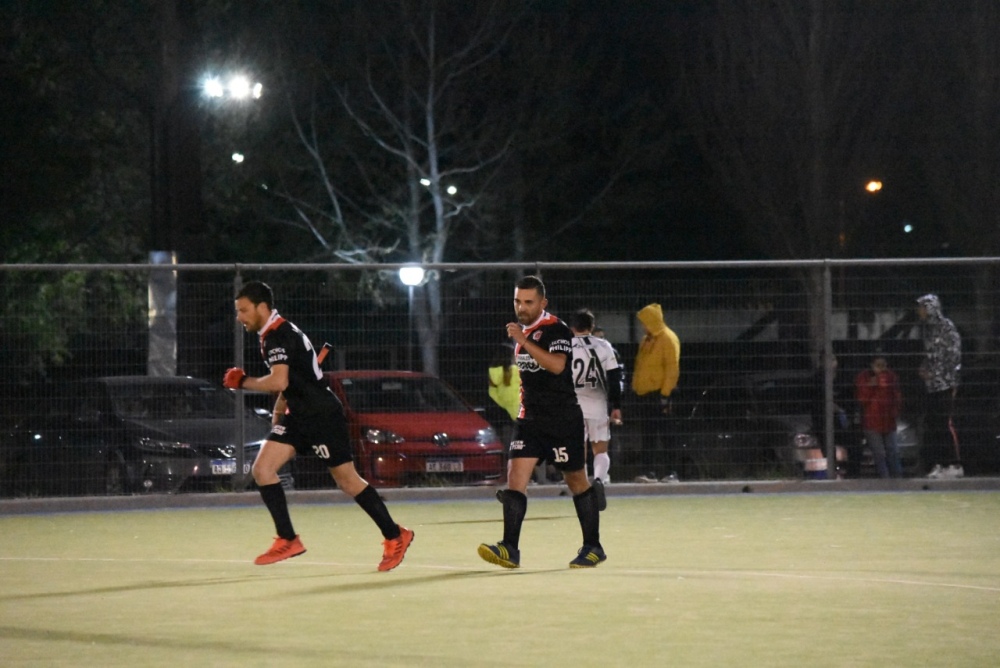 En el duelo de punteros Hóckey Pigüé no dejó dudas