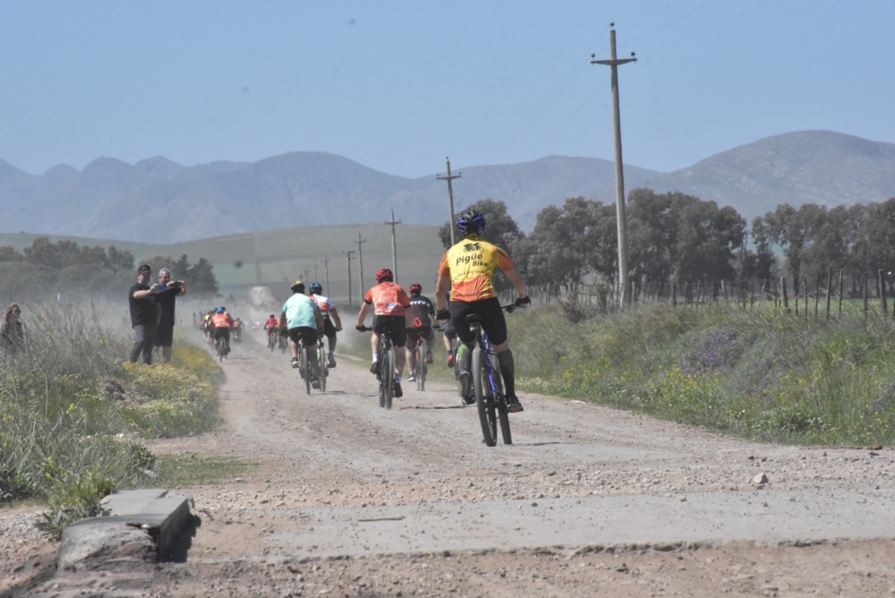 Récord de participantes en la 11º Vuelta al Cerro Cura Malal