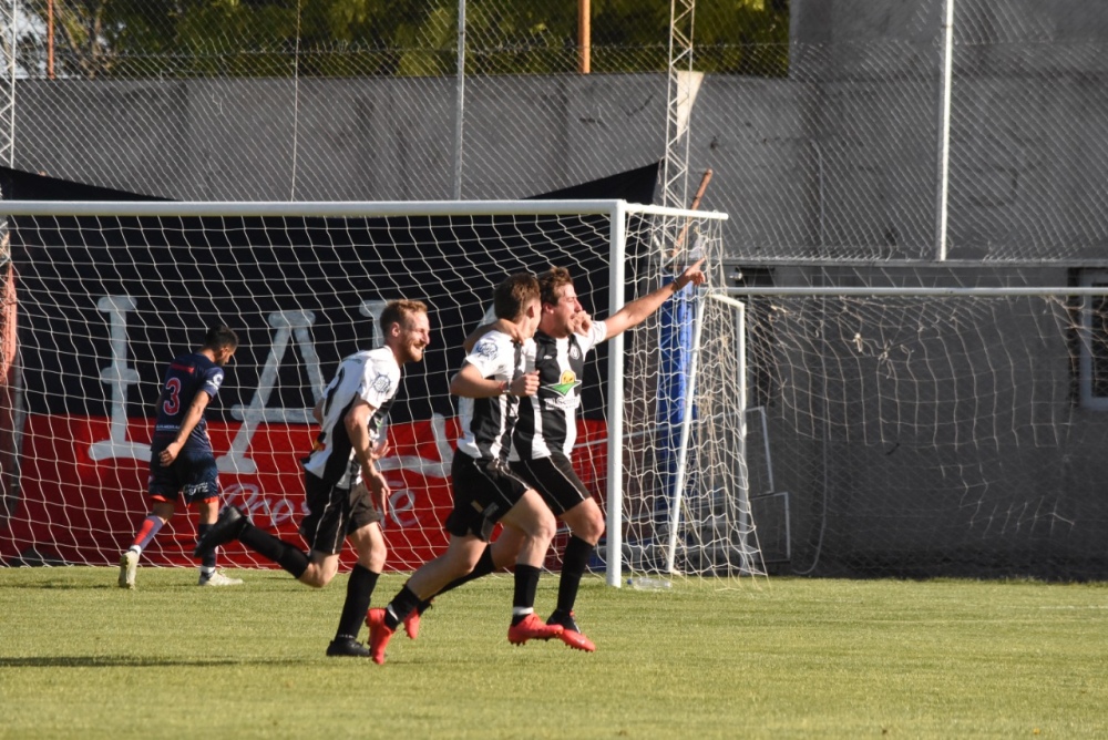 Blanco y Negro eliminó a Peñarol y no quedan pigüenses en carrera