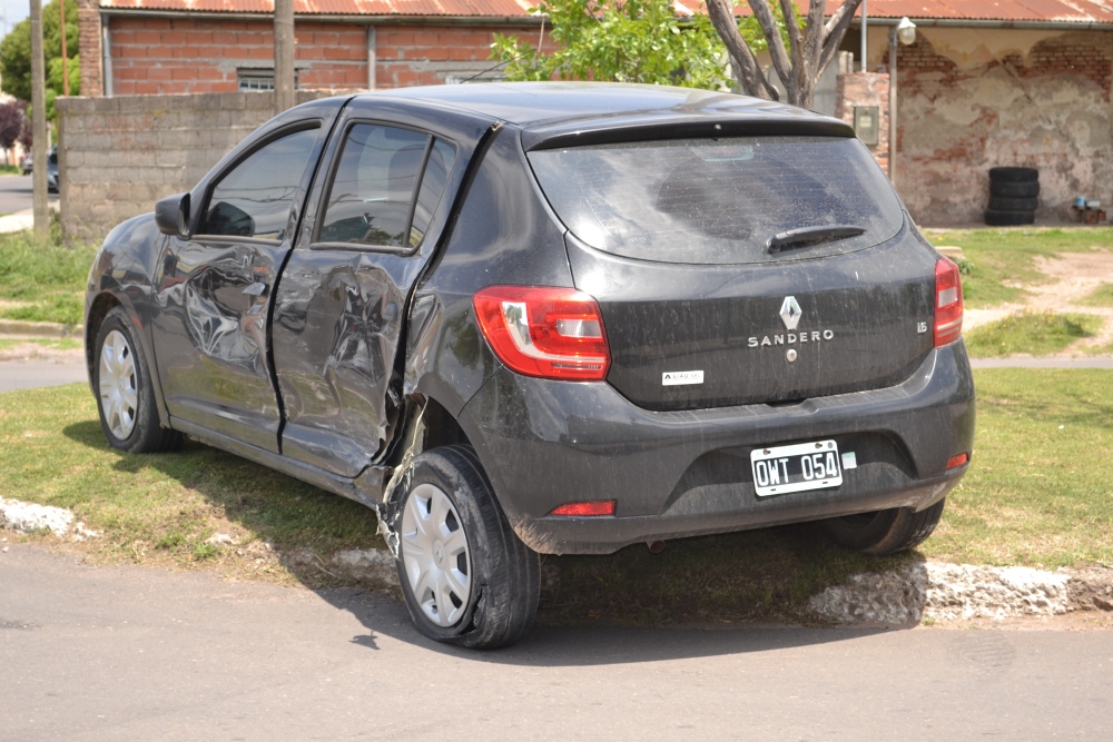 CHOQUE EN AV. PUEYRREDON Y 25 DE MAYO