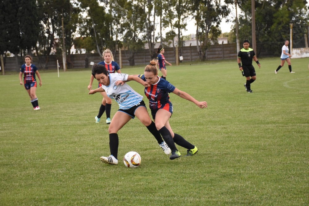 Hándball Pigüé volvió a jugar en Bahía Blanca