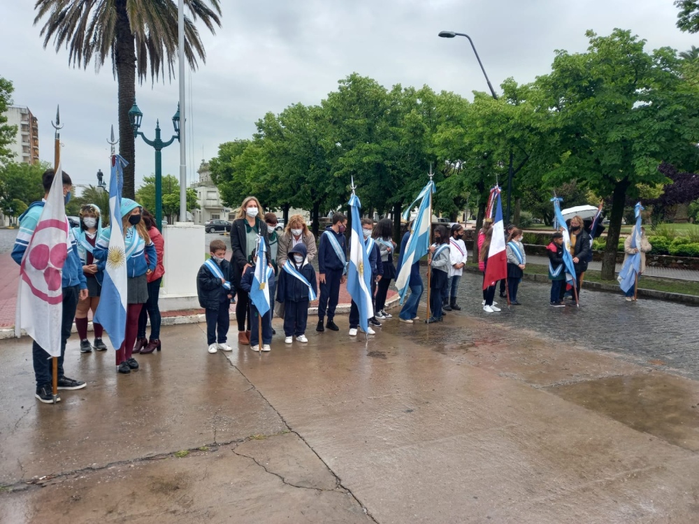 El cumpleaños 137 de Pigüé comenzó con lluvia