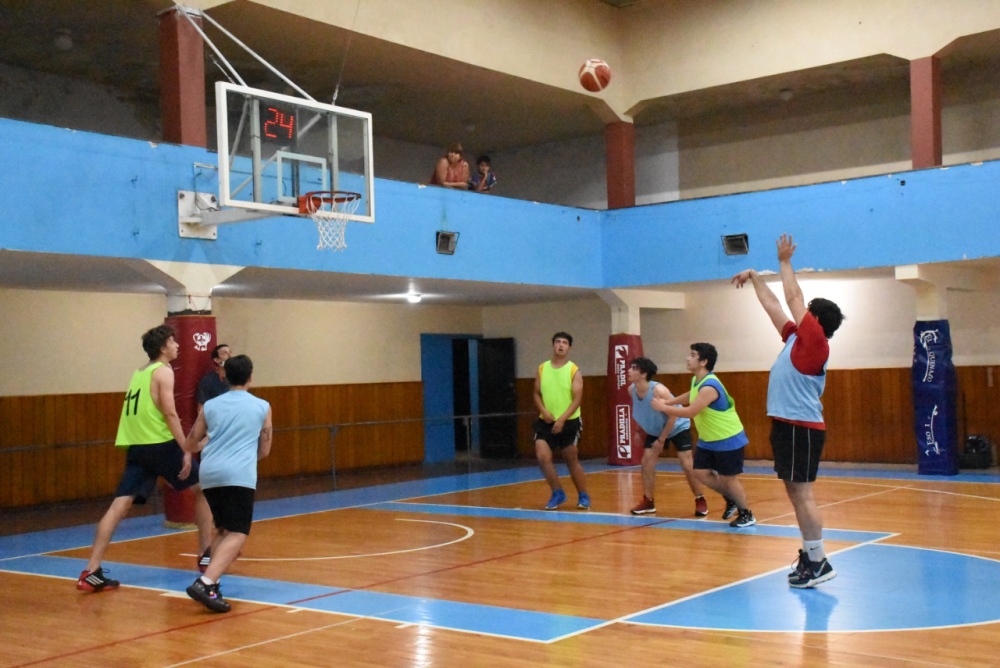 Culminó el Comercial de básquetbol