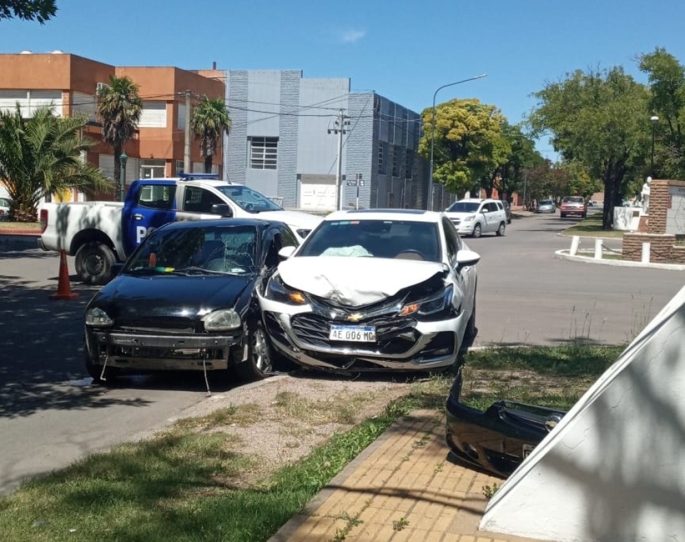 CHOQUE EN CASEY Y AVELLANEDA