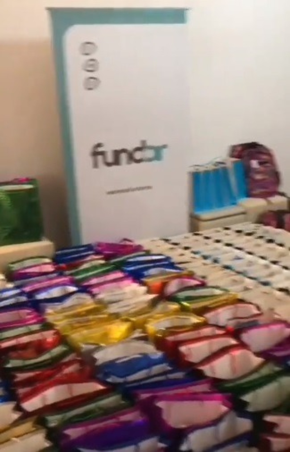 Fundar entregó 500 kits escolares