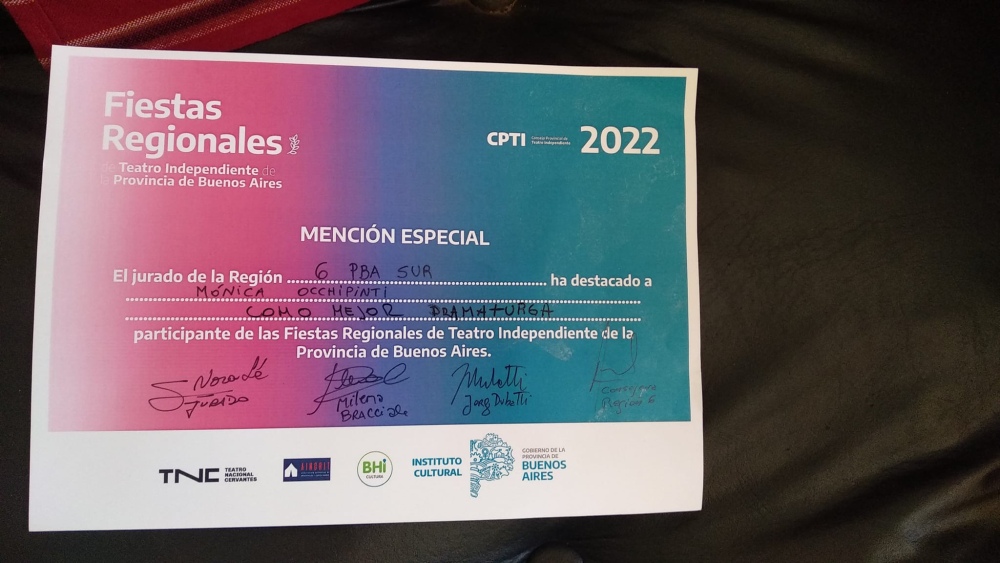 Mónica Occhipinti recibió mención especial en el regional de teatro