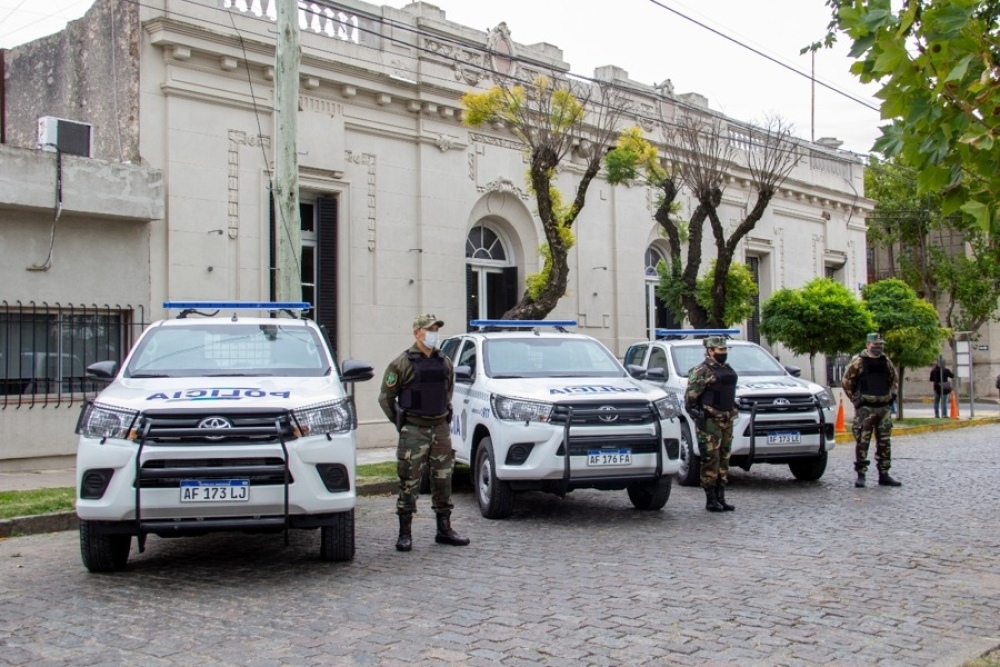 Berni entregó móviles para la Patrulla Rural y prometió más unidades nuevas