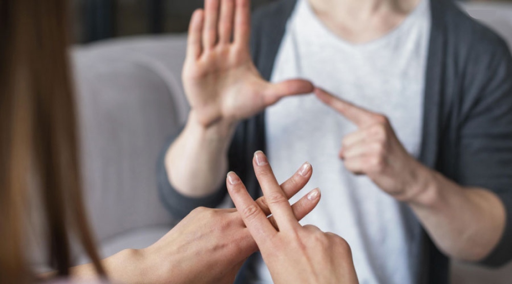 Cupo agotado: 200 inscriptos en un curso de lengua de señas