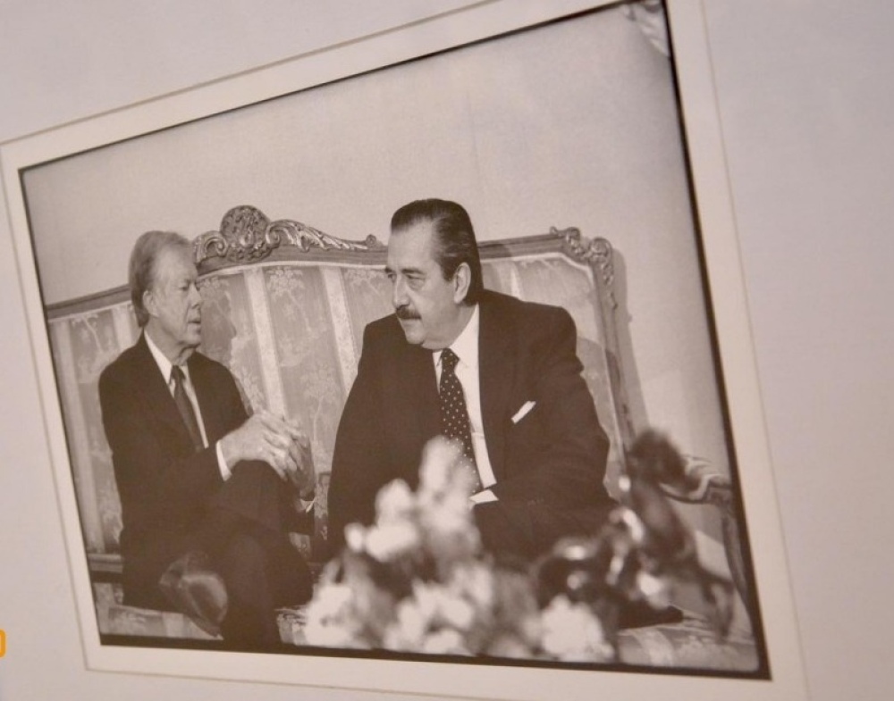 Llega a Pigüé la muestra ”Constructor de la democracia, Raúl Alfonsín”