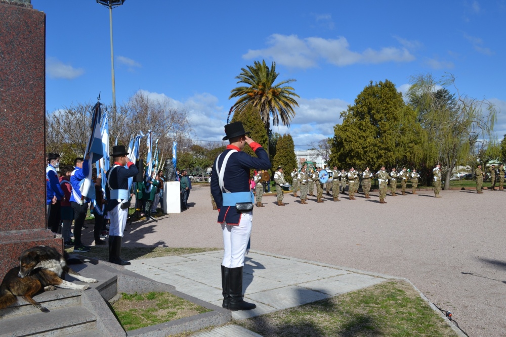 ”Necesitamos dirigentes líderes como San Martín”