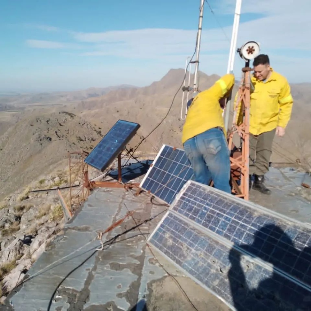 Bomberos cambiaron su antena repetidora