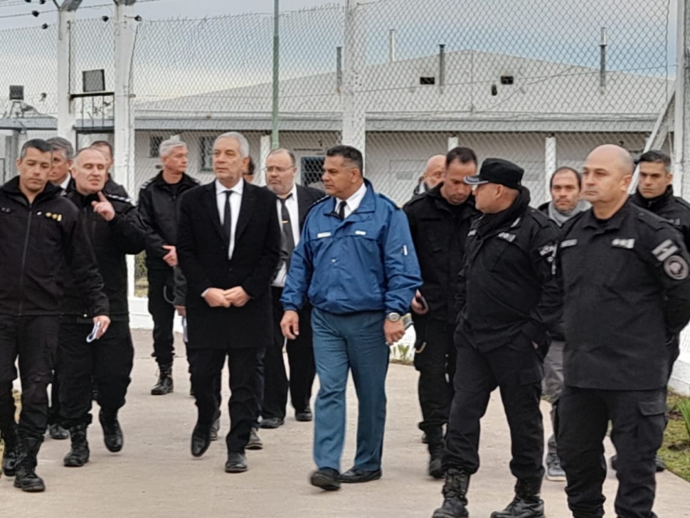 Alak recorrió Unidades Penales del Complejo Sur Penitenciario