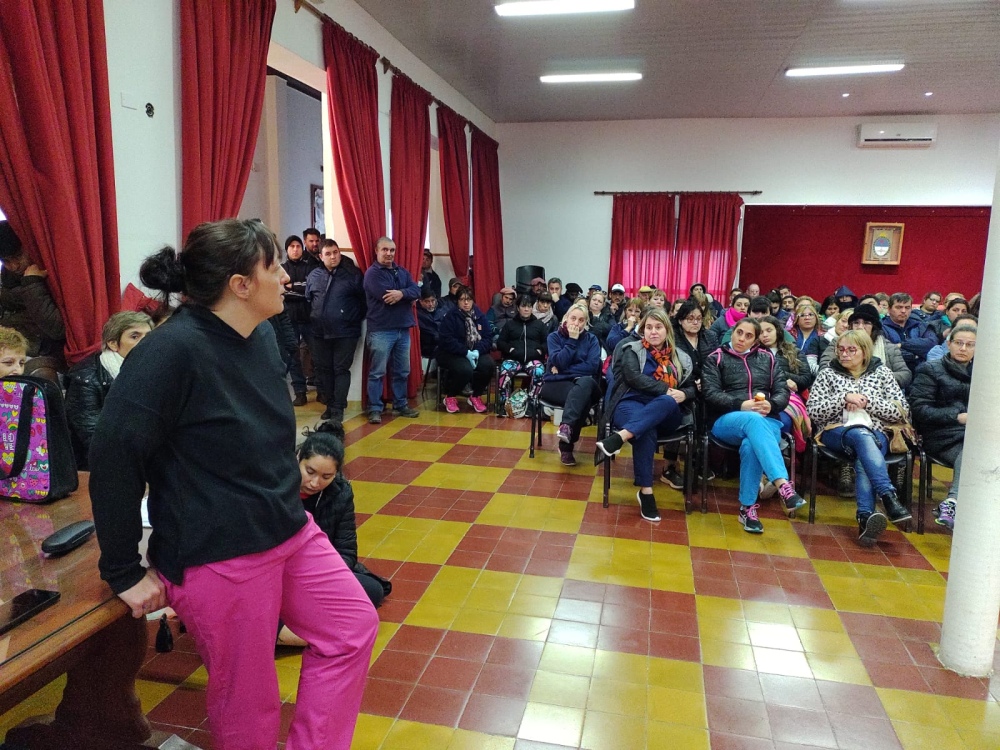 Ahora: Asamblea de trabajadores municipales