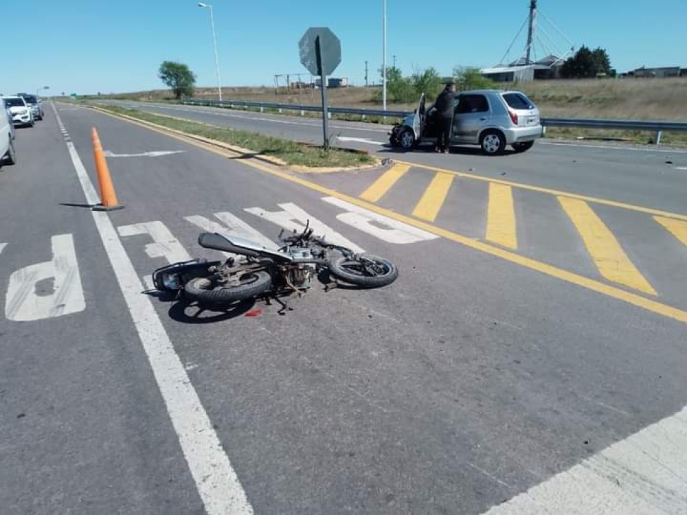 Motociclista de Espartillar falleció en accidente en la 33 y 60