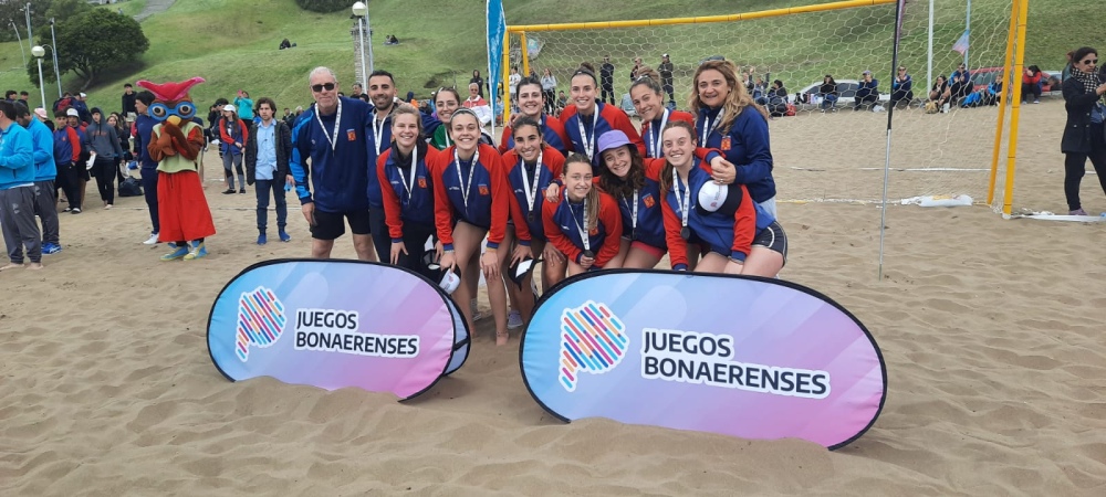 Torneos Bonaerenses – Plata para el fútbol playa femenino