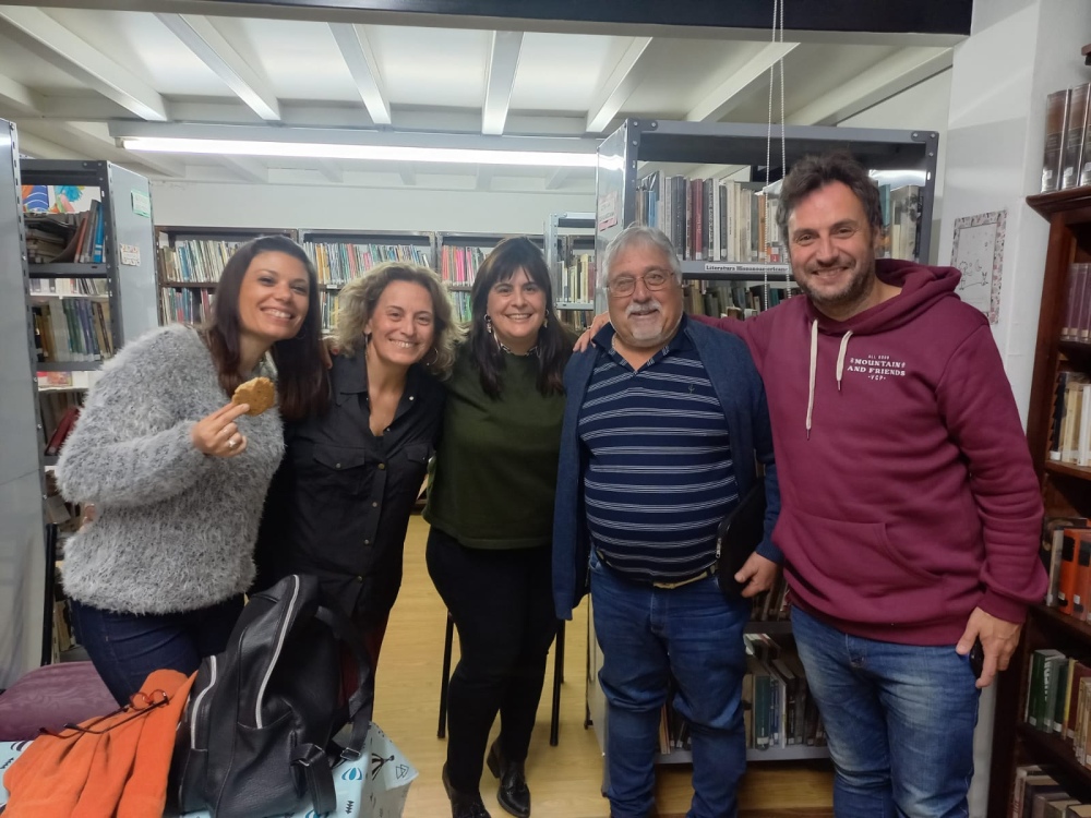 Muestra final del taller de radio en la biblioteca Sarmiento