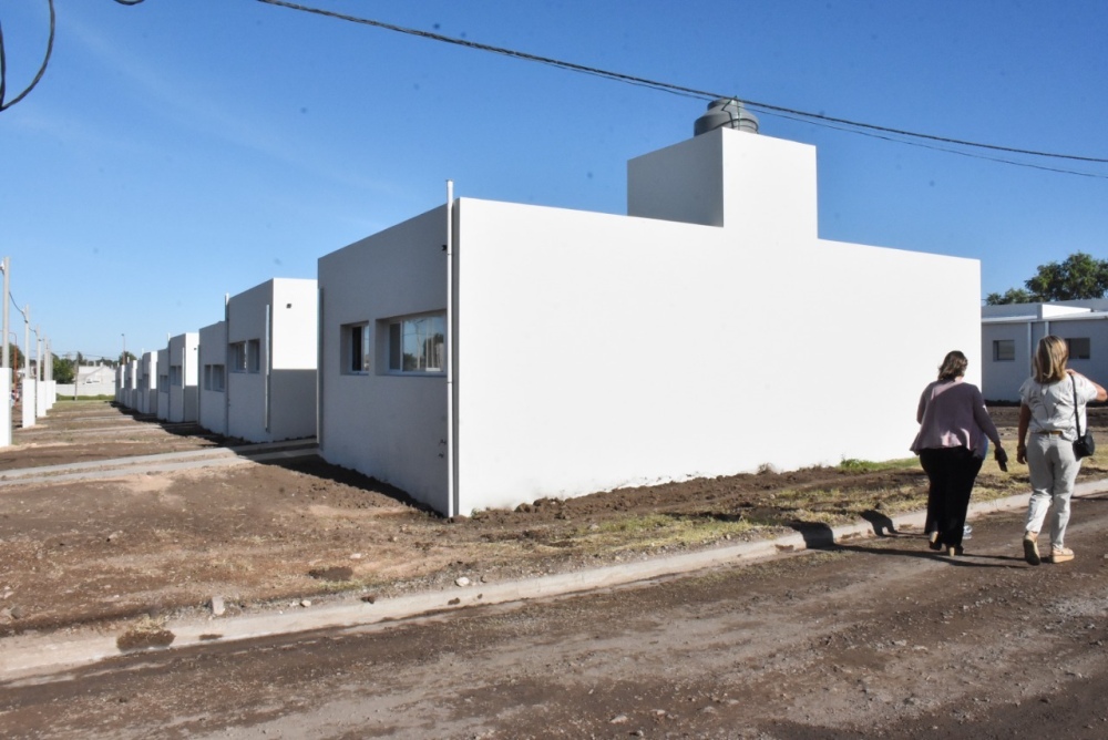 El municipio entregó 25 casas en Pigüé