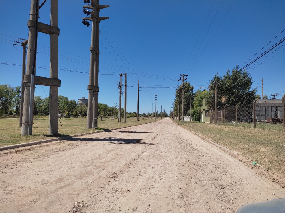 Repararon los baches en calle Brown