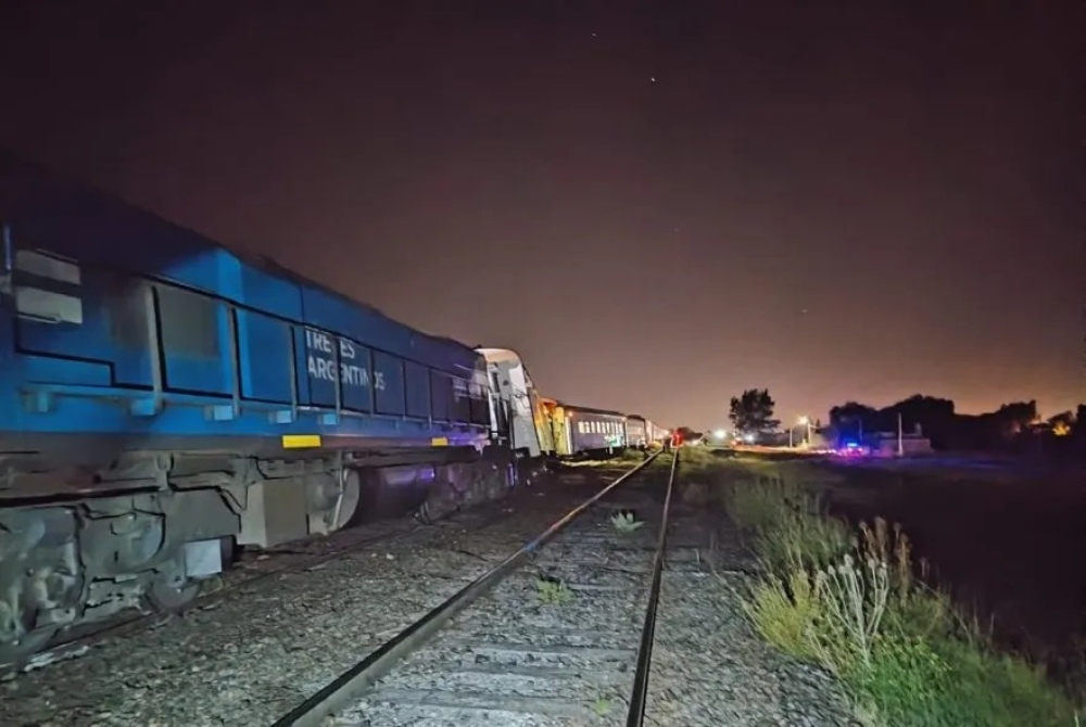 Descarrilaron dos trenes en un día